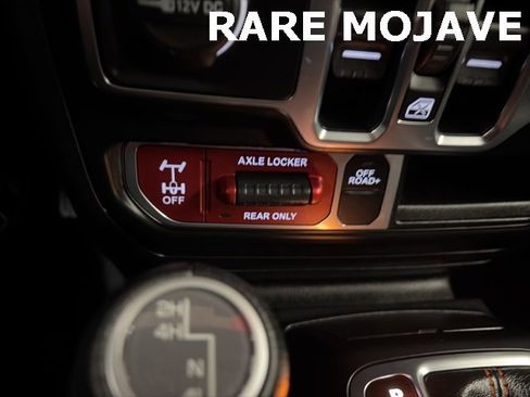 Used 2023 Jeep Gladiator Mojave w/ Cold Weather Group image 28