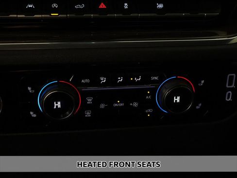 Used 2023 Chevrolet Silverado 1500 LT AWD/4WD image 4