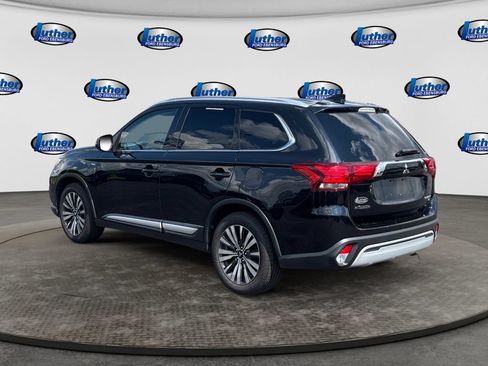 Used 2019 Mitsubishi Outlander GT AWD/4WD image 3