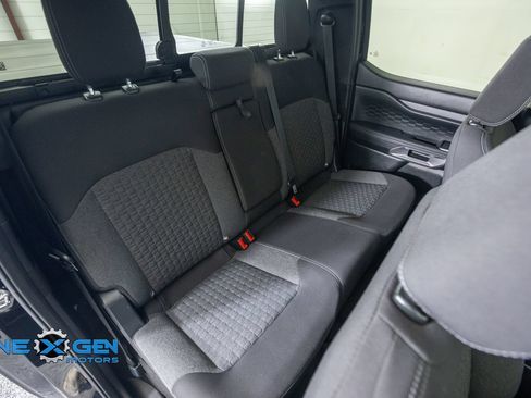 Used 2025 Ford Ranger XLT w/ Equipment Group 301A High AWD/4WD image 39
