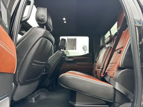 Used 2023 GMC Sierra 1500 Denali Ultimate image 12