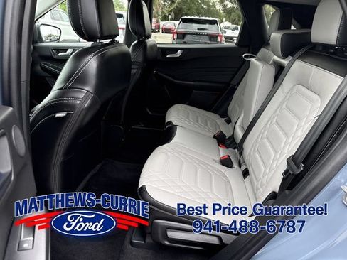 Certified 2024 Ford Escape SE w/ PHEV Premium Package FWD image 12
