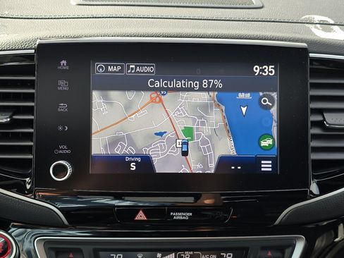 Used 2023 Honda Ridgeline Black Edition image 17