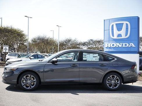 New 2026 Honda Accord EX-L image 5