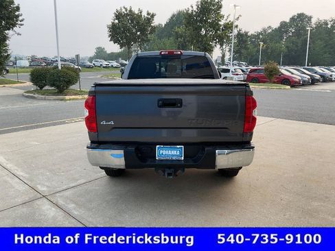 Used 2017 Toyota Tundra SR5 AWD/4WD image 5