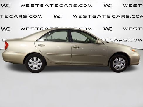 Used 2003 Toyota Camry LE image 28