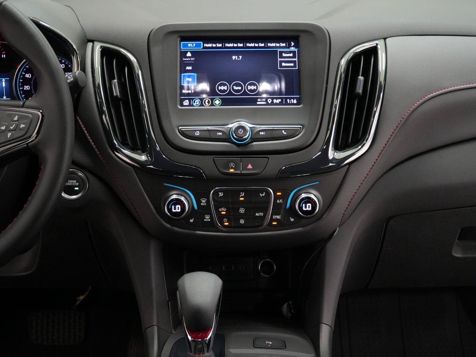 Used 2024 Chevrolet Equinox RS w/ LPO, Floor Liner Package FWD image 18