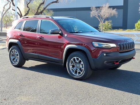 Used 2020 Jeep Cherokee Trailhawk w/ Comfort/Convenience Group image 7