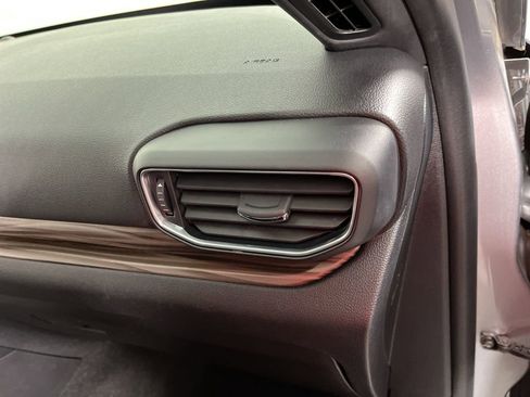 Used 2020 Ford Explorer Limited image 22