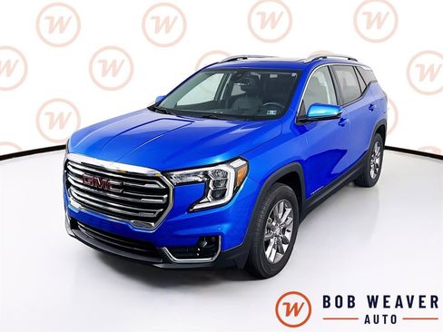 Used 2024 GMC Terrain SLT AWD/4WD image 3
