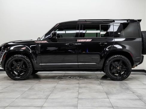 Used 2020 Land Rover Defender 110 HSE AWD/4WD image 8