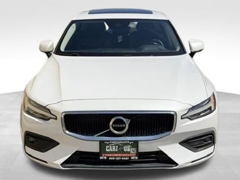 Used 2021 Volvo S60 T6 Momentum w/ Protection Package Premier AWD/4WD image 2