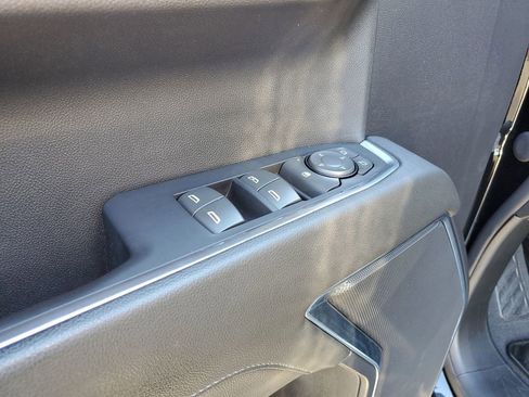 Used 2022 Chevrolet Silverado 1500 RST image 13