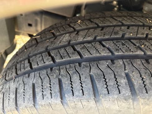 Used 2020 Nissan Frontier SV RWD image 4