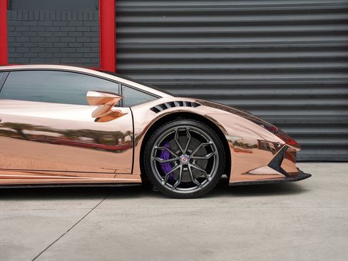 Used 2015 Lamborghini Huracan LP 610-4 AWD/4WD image 17