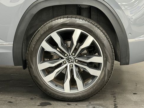 Used 2020 Volkswagen Atlas Cross Sport SEL Premium R-Line image 18