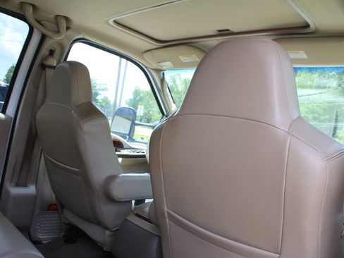 Used 2003 Ford F350 Lariat AWD/4WD image 17