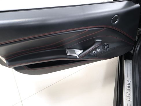 Used 2016 Ferrari California T image 24