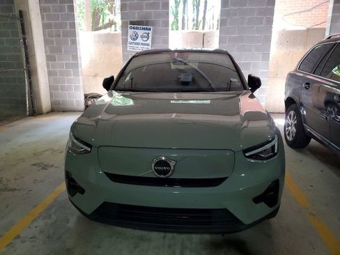 Used 2023 Volvo C40 P8 Recharge Plus AWD/4WD image 17
