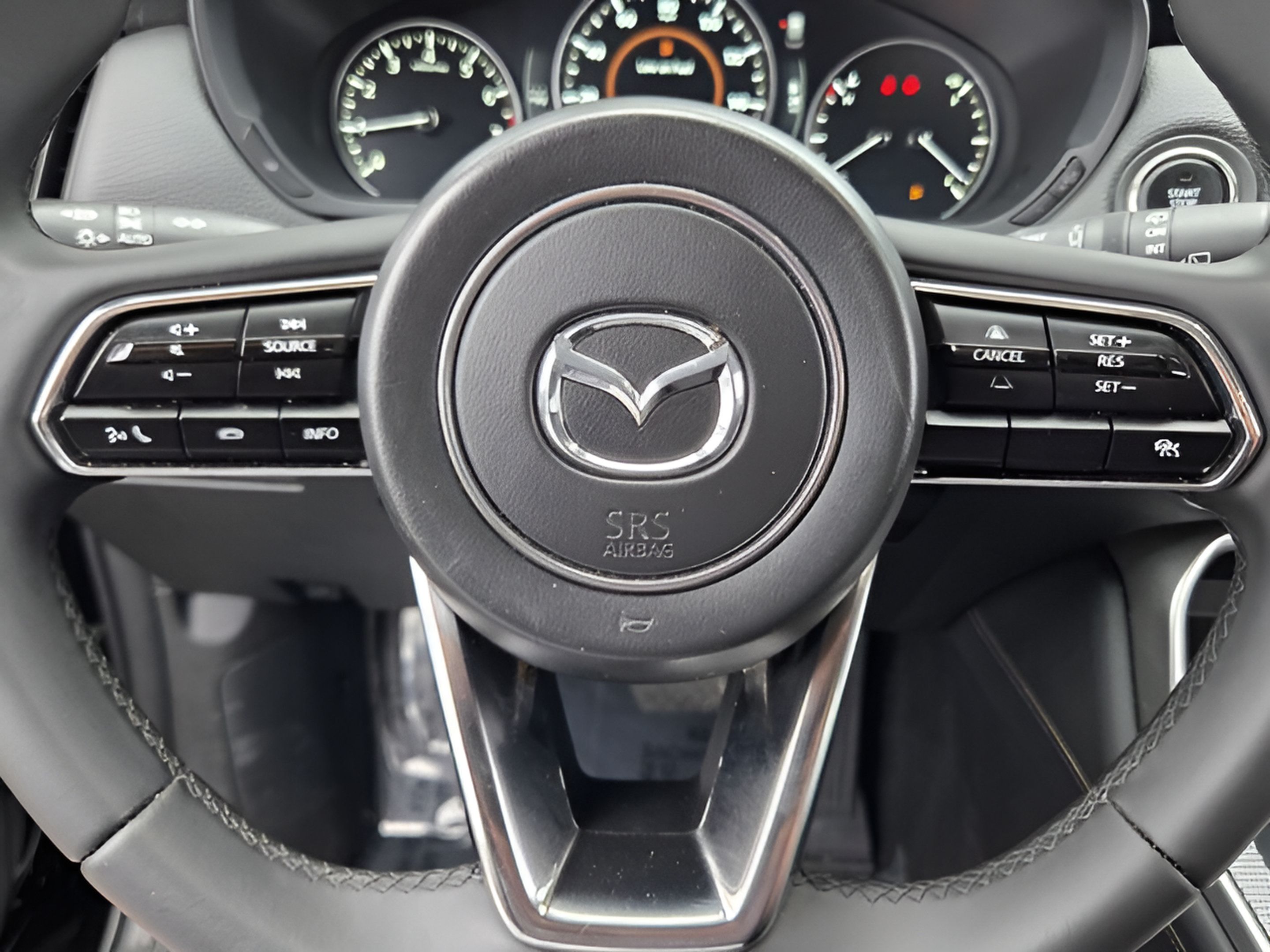 Used 2025 MAZDA CX-90 3.3 Turbo w/ Preferred Package AWD/4WD image 24