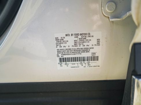 Used 2020 Ford Explorer XLT w/ Equipment Group 202A image 40