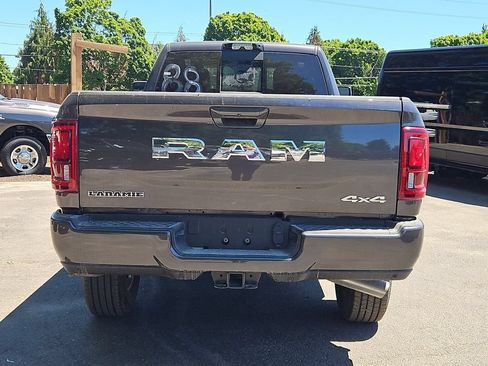 New 2026 RAM 2500 Laramie AWD/4WD image 6