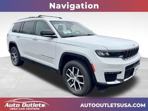 Used 2024 Jeep Grand Cherokee L Limited AWD/4WD image 1