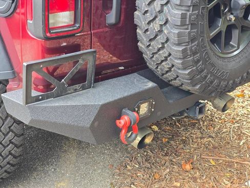 Used 2021 Jeep Wrangler Sport AWD/4WD image 15
