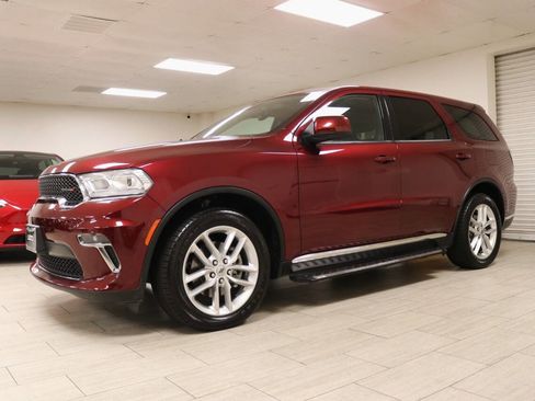 Used 2021 Dodge Durango SXT w/ 3rd Row Seating Group image 3