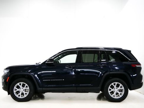 Used 2023 Jeep Grand Cherokee Limited w/ Trailer Tow Package image 6