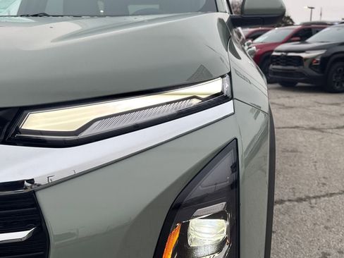 New 2026 Chevrolet Equinox LT w/ Convenience Package II image 10