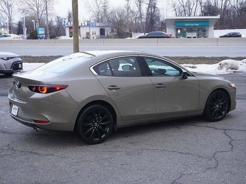 Used 2024 MAZDA MAZDA3 s image 10