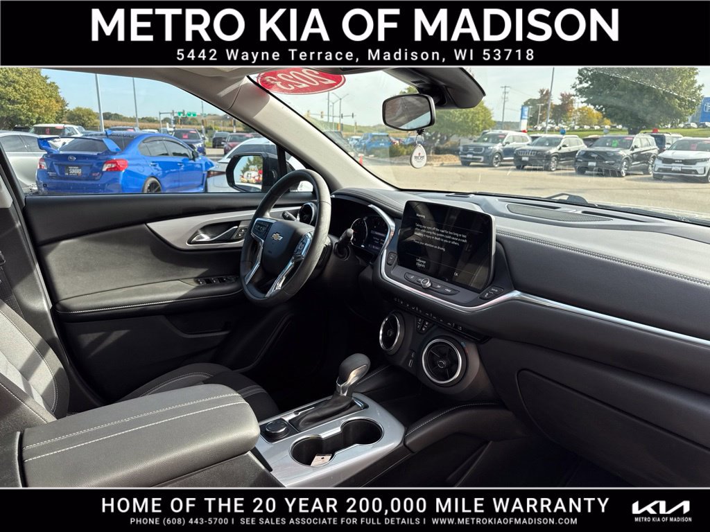 Used 2023 Chevrolet Blazer LT AWD/4WD image 41