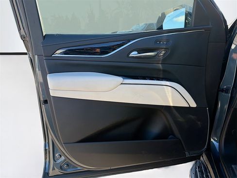 Used 2021 Cadillac Escalade Sport image 24