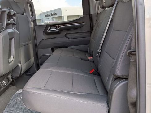 New 2026 GMC Sierra 1500 SLE w/ X31 Off-Road Package AWD/4WD image 14