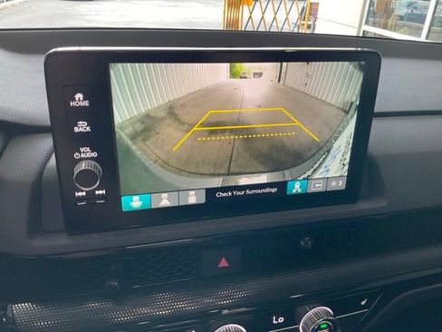 Used 2024 Honda CR-V EX-L image 17