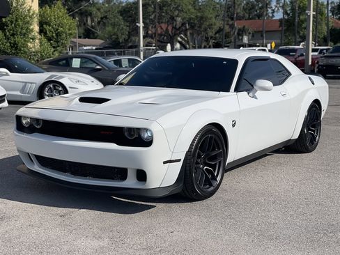 Used 2019 Dodge Challenger R/T Scat Pack w/ Widebody Package RWD image 19