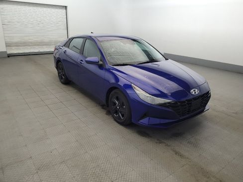 Used 2023 Hyundai Elantra SEL FWD image 13