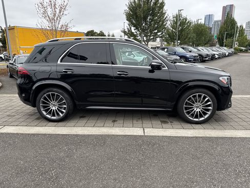 Used 2024 Mercedes-Benz GLE 450 4MATIC image 5