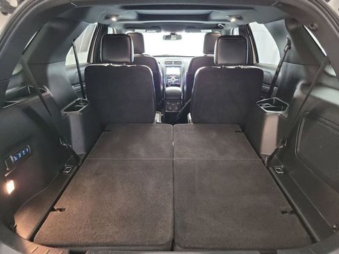 Used 2018 Ford Explorer Sport w/ Equipment Group 401A image 19