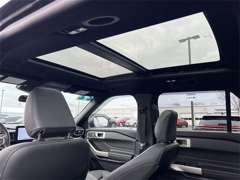 Used 2022 Ford Explorer Timberline image 16