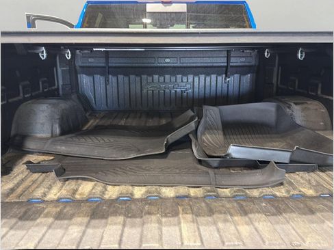 Used 2022 GMC Sierra 1500 AT4 w/ AT4 Premium Package AWD/4WD image 21
