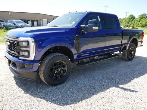 New 2026 Ford F250 Lariat w/ Black Appearance Package AWD/4WD image 8