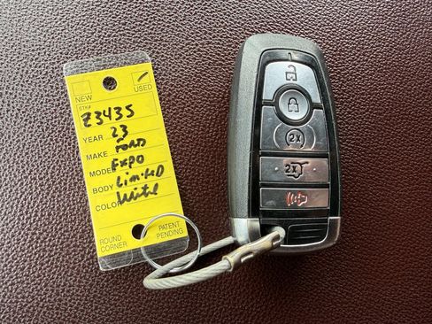 Used 2023 Ford Expedition Limited image 58