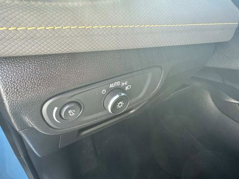 Used 2025 Chevrolet TrailBlazer ACTIV w/ Convenience Package image 23