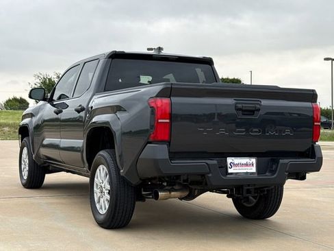 Used 2025 Toyota Tacoma SR RWD image 6