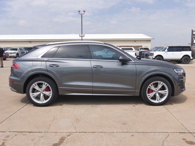 Used 2021 Audi Q8 Premium AWD/4WD image 5