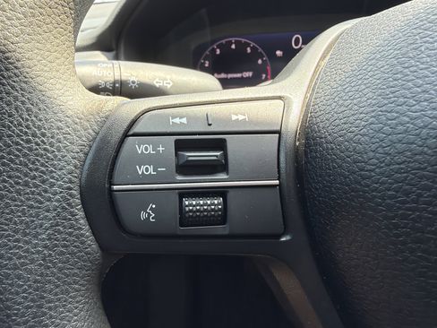 Used 2025 Honda Accord LX image 22