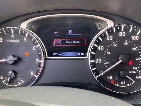 Used 2016 Nissan Altima 2.5 S w/ Power Driver Seat Package FWD image 10