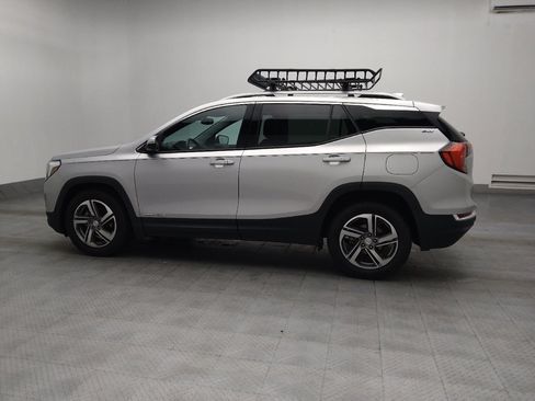 Used 2018 GMC Terrain SLT w/ Preferred Package FWD image 3